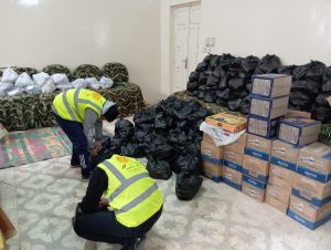 "الشعب الجمهوري" بقنا يبدأ توزيع "كراتين رمضان" ضمن مبادرة "مع الناس" 39 - جريدة المساء