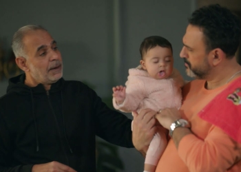 أكرم حسني يتعرض للإحراج في الحلقة الثامنة من "بابا جه" 25 - جريدة المساء