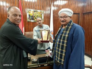 بعد نجاح مسابقة أوائل الطلبة.."مستقبل وطن" يكرم مدير الإدارة التعليمية ومدير التعليم الإعدادي بقوص 88 - جريدة المساء