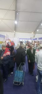 جهود حي العمرانية اليوم || مصادرة 11 توك توك للسير عكس الاتجاه..استمرار عمل"اهلا رمضان"بترعة الزمر..و230 سيدة من السكان يَهْتَمِمْنَ بتنظيم الأسرة وقواعد التربية الإيجابية 37 - جريدة المساء