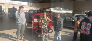 جهود حي العمرانية اليوم || مصادرة 11 توك توك للسير عكس الاتجاه..استمرار عمل"اهلا رمضان"بترعة الزمر..و230 سيدة من السكان يَهْتَمِمْنَ بتنظيم الأسرة وقواعد التربية الإيجابية 71 - جريدة المساء