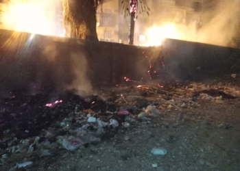 عقب حريق باخرة العجوزة أمس..النيران تشتعل بكومة مخلفات داخل أرض فضاء في الهرم 17 - جريدة المساء