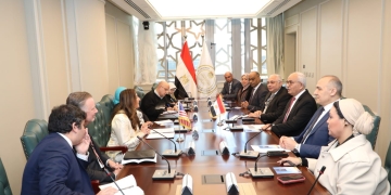 وزير التربية والتعليم يبحث مع سفيرة الولايات المتحدة بالقاهرة التوسع في مدارس "STEM” 2 - جريدة المساء وزير التربية والتعليم يبحث مع سفيرة الولايات المتحدة بالقاهرة التوسع في مدارس "STEM” 1 - جريدة المساء