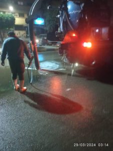 محافظ الجيزة يتابع جهود عمليات شفط الأمطار وانتشار المُعدات لتسهيل الحركة المرورية 41 - جريدة المساء