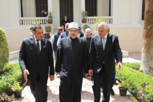 وزيرا الأوقاف والتنمية المحلية ومحافظ الجيزة يلتقون قيادات الدعوة بمحافظة الجيزة 20 - جريدة المساء وزيرا الأوقاف والتنمية المحلية ومحافظ الجيزة يلتقون قيادات الدعوة بمحافظة الجيزة 19 - جريدة المساء