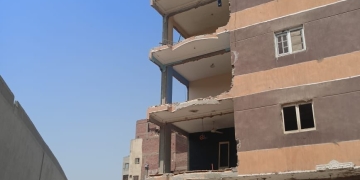 إزالة عقار مخالف علي الطريق الدائري بالجيزة 1 - جريدة المساء