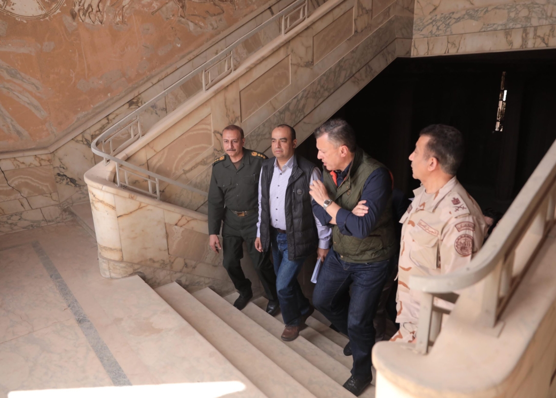 وزير السياحة والآثار يتابع اللمسات النهائية للمتحف المصرى الكبير..تمهيدا لافتتاحه.. و يطمئن على الأعمال بمراكب خوفو واستراحة الملك فاروق بمنطقة الأهرامات 18 - جريدة المساء