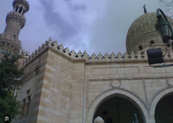 الحلقة الثامنة عشر بيت من بيوت الله.. مسجد السيدة سكينة.. بيتها كان مجلسا للعلم والفقه والحديث 30 - جريدة المساء