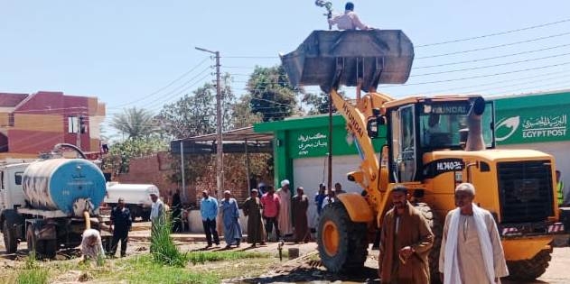 إستجابة فورية لمحافظ أسوان لوضع الحلول العاجلة والجذرية لشكوى أهالى قرية بنبان بحرى والقضاء على مشكلة المياه الجوفية 18 - جريدة المساء إستجابة فورية لمحافظ أسوان لوضع الحلول العاجلة والجذرية لشكوى أهالى قرية بنبان بحرى والقضاء على مشكلة المياه الجوفية 17 - جريدة المساء