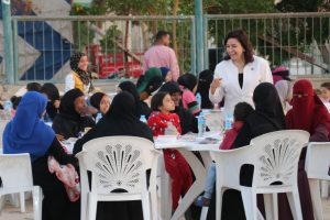 أطياف المجتمع القنائي والأقصري تجتمع على "مائدة المحبة" في رمضان 29 - جريدة المساء