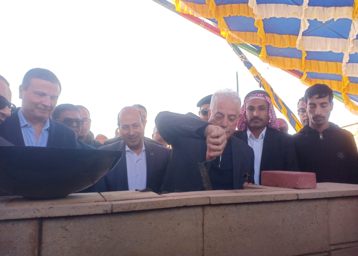 محافظ جنوب سيناء يضع حجر الأساس لبناء 60 منزل بدوي بقرية راس النقب بتكلفة 95 مليون جنيه 19 - جريدة المساء