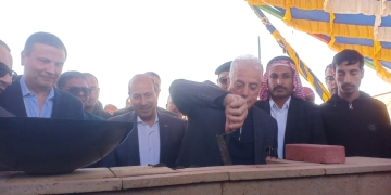 محافظ جنوب سيناء يضع حجر الأساس لبناء 60 منزل بدوي بقرية راس النقب بتكلفة 95 مليون جنيه 1 - جريدة المساء