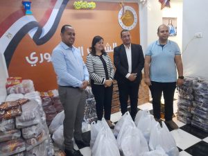 أعضاء محاكاة مجلس الشيوخ يوزعون شنط رمضان على الفئات الأولى بالرعاية في قنا 24 - جريدة المساء