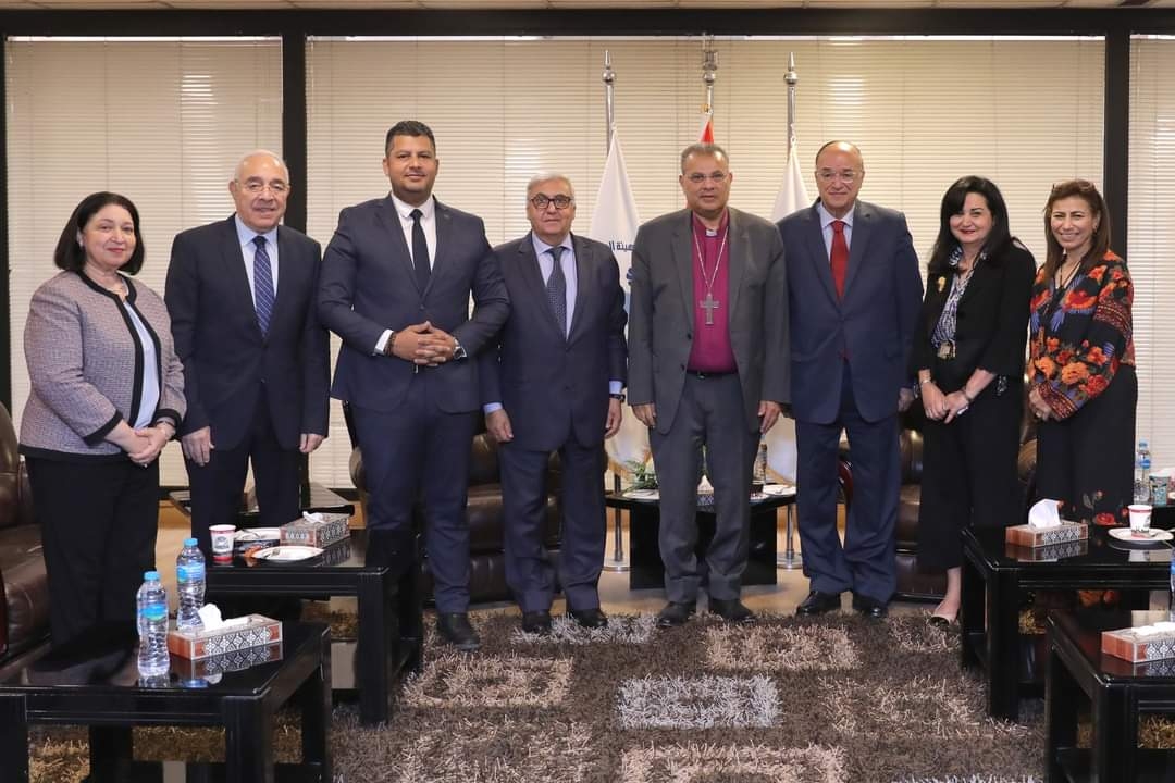 رئيس الطائفة الإنجيلية يستقبل مشيرة خطاب وطارق رضوان للتهنئة بعيد القيامة 18 - جريدة المساء رئيس الطائفة الإنجيلية يستقبل مشيرة خطاب وطارق رضوان للتهنئة بعيد القيامة 17 - جريدة المساء
