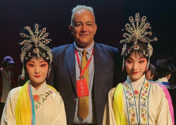 حازم شبل عاد من الصين بعد حضور الاحتفال باليوم العالمي للمسرح 21 - جريدة المساء