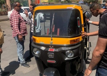 استجابة لشكاوي المواطنين.. محافظة الجيزة: ضبط والتحفظ علي 47 مركبة توك توك لإعاقة الحركة المرورية والسير عكس الاتجاه بجنوب الجيزة 25 - جريدة المساء