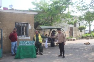 محافظة الجيزة: توزيع 150 ألف كيس قمامة مجانا علي رواد الحدائق والمتنزهات خلال عيد الفطر 26 - جريدة المساء