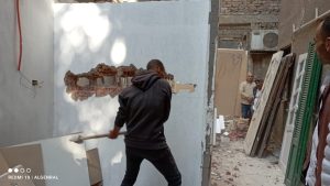 ضبط وإزالة 17 حالة بناء مخالف وتعد علي الأراضي الزراعية وأملاك الدولة ب8 مناطق في الجيزة 25 - جريدة المساء