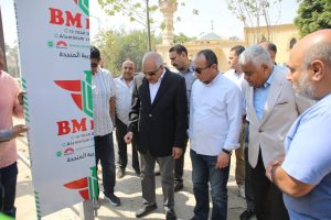 في إطار المتابعة الدورية للمحاور المرورية المؤدية للمتحف الكبير.. محافظ الجيزة يتابع ميدانيا نسب تنفيذ أعمال تطوير المرحلة الثانية من محور المنصورية 43 - جريدة المساء