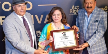 الإتحاد العام للمصريين في أمريكا يكرم إلهام شاهين 1 - جريدة المساء