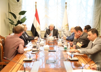 "د.عاشور" يبحث امكانية فتح فرع لجامعة "ابردين" مع الوفد البريطاني 31 - جريدة المساء