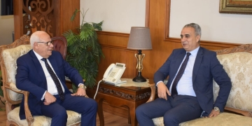 رئيس جهاز حماية المستهلك فى بورسعيد : نتابع تطبيق قرار انخفاض أسعار بعض المنتجات على أرض الواقع 1 - جريدة المساء