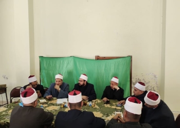 أوقاف مطروح تعقد اجتماعا موسعا مع مديري الإدارات الفرعية ومفتشي الدعوة لمناقشة خطة الأنشطة الصيفية 16 - جريدة المساء