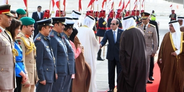 الرئيس السيسي يصل البحرين للمشاركة في القمة العربية 33 2 - جريدة المساء الرئيس السيسي يصل البحرين للمشاركة في القمة العربية 33 1 - جريدة المساء