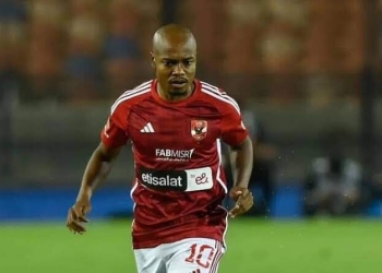 بيرسي تاو يتقدم بهدف الأهلي الأول في شباك الإسماعيلي 21 - جريدة المساء