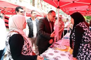 بمناسبة اعياد الربيع .. د. ممدوح غراب يفتتح فعاليات احتفالية "يوم الشرقية* بميدان طلعت حرب بالزقازيق 42 - جريدة المساء بمناسبة اعياد الربيع .. د. ممدوح غراب يفتتح فعاليات احتفالية "يوم الشرقية* بميدان طلعت حرب بالزقازيق 41 - جريدة المساء