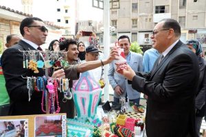 بمناسبة اعياد الربيع .. د. ممدوح غراب يفتتح فعاليات احتفالية "يوم الشرقية* بميدان طلعت حرب بالزقازيق 50 - جريدة المساء بمناسبة اعياد الربيع .. د. ممدوح غراب يفتتح فعاليات احتفالية "يوم الشرقية* بميدان طلعت حرب بالزقازيق 49 - جريدة المساء