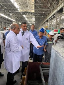وزير قطاع الأعمال العام: مصنع الألومنيوم بنجع حمادي يصل إلى الطاقة التصميمية القصوى فى التشغيل والإنتاج والتصدير .. لأول مرة منذ إنشاء الشركة 33 - جريدة المساء