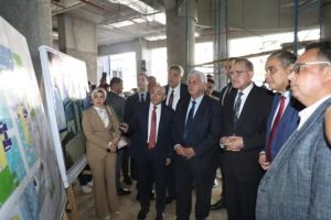 وزير التعليم العالى يتفقد الأعمال التنفيذية بمشروعات جامعة كفر الشيخ بتكلفة 3 مليار جنيه 19 - جريدة المساء