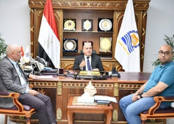 محافظ قنا: تذليل كافة المعوقات أمام المستثمرين 16 - جريدة المساء