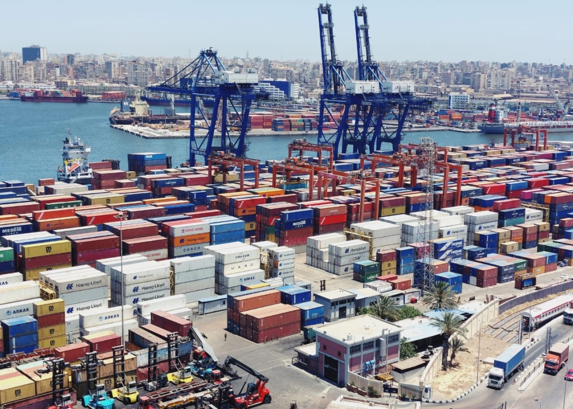 انتظام حركة الملاحة وتداول البضائع بالهيئة العامة لميناء الإسكندرية 15 - جريدة المساء