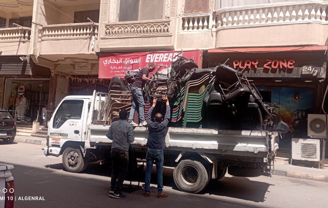 رفع 171 حالة إشغال للمقاهي.. والتحفظ علي 11 توك توك للسير عكس الاتجاه خلال حملات مكبرة بشوارع العمرانية 18 - جريدة المساء