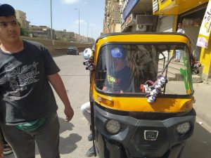 رفع 171 حالة إشغال للمقاهي.. والتحفظ علي 11 توك توك للسير عكس الاتجاه خلال حملات مكبرة بشوارع العمرانية 70 - جريدة المساء