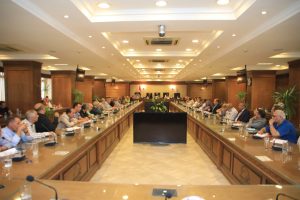 محافظ الجيزة: انتهاء الاستعدادات لتلقى طلبات التصالح على مخالفات البناء وفقاً للقانون الجديد.. بدءاً من غداً الثلاثاء 23 - جريدة المساء