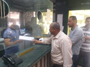 محافظ الجيزة يتابع انتظام العمل بالمراكز التكنولوجية في أول أيام تلقى طلبات التصالح 28 - جريدة المساء