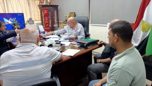 بعد الاستماع إلي شكاوي المواطنين: رئيس حي العمرانية يزيل 38 حالة إشغال لكافيهات ويرفع لوحات إعلانية مخالفة.. خلال حملة مكبرة بالشوارع الرئيسية(صور) 31 - جريدة المساء