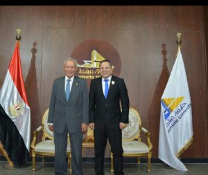 رئيس جامعة دمياط يستقبل وزير التعليم العالي والبحث العلمي الأسبق 21 - جريدة المساء