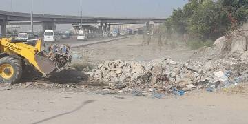 رفع ١٢٠ طن مخلفات من محور المحمودية 9 - جريدة المساء