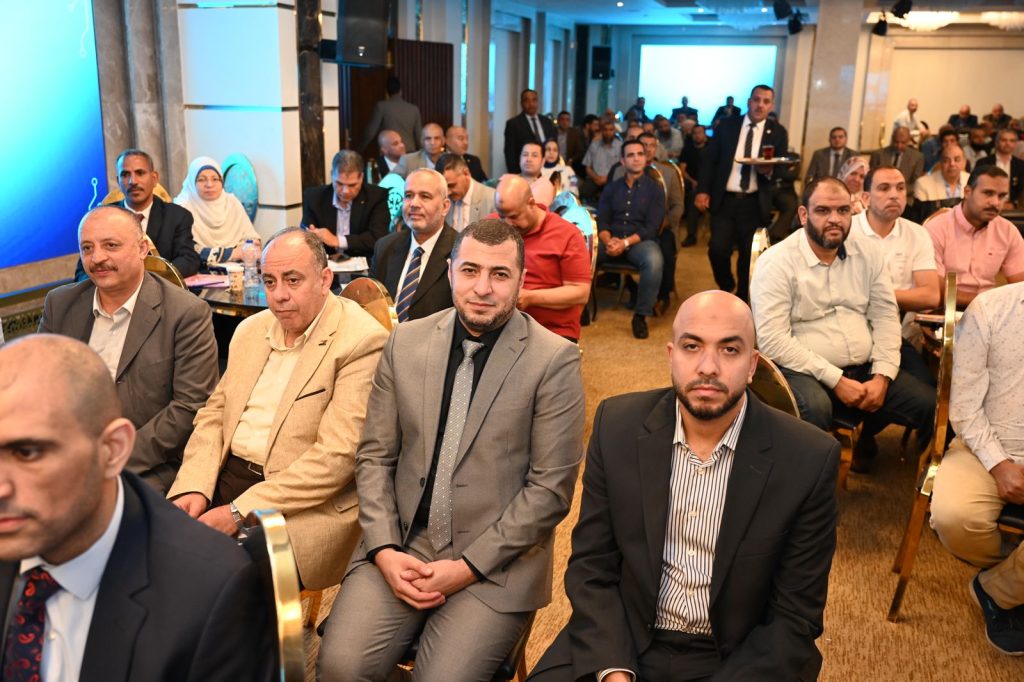 "وزيرة التضامن" تشهد البرنامج التدريبي لـ 171 مشرف لحج الجمعيات 18 - جريدة المساء