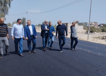 فى حوش عيسى.. رصف طريق الطرانة من كوبرى فاروق حتى المنطقة الصناعية لتحقيق السيولة المرورية 19 - جريدة المساء