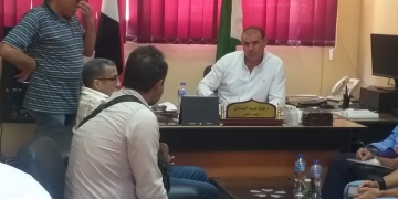 رئيس حي الهرم يتابع ميدانيا طلبات التصالح في مخالفات البناء..ويلتقي المواطنين لبحث شكواهم 1 - جريدة المساء