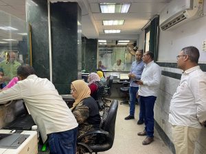 رئيس حي الهرم يتابع ميدانيا طلبات التصالح في مخالفات البناء..ويلتقي المواطنين لبحث شكواهم 39 - جريدة المساء