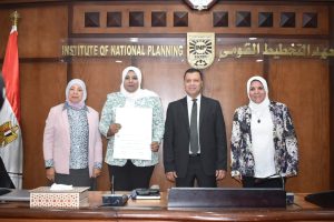 ختام البرنامج التدريبى لأعضاء محاكاة مجلس الشيوخ حول اللامركزية ومهارات الاتصال السياسى 127 - جريدة المساء