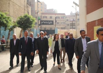 محافظ الجيزة يتابع انطلاق ماراثون امتحانات الشهادة الإعدادية.. ويطمئن أولياء الأمور: الامتحان في مستوي الطالب المتوسط 27 - جريدة المساء