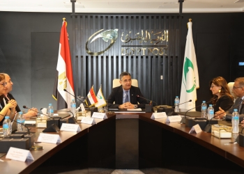رئيس البريد المصري يلتقي ممثلي غرفة التجارة الأمريكية.. وكبرى شركات البريد السريع في مصر 34 - جريدة المساء