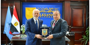 رئيس جامعة الإسكندرية يستقبل سفير اليونان بالقاهرة 2 - جريدة المساء رئيس جامعة الإسكندرية يستقبل سفير اليونان بالقاهرة 1 - جريدة المساء